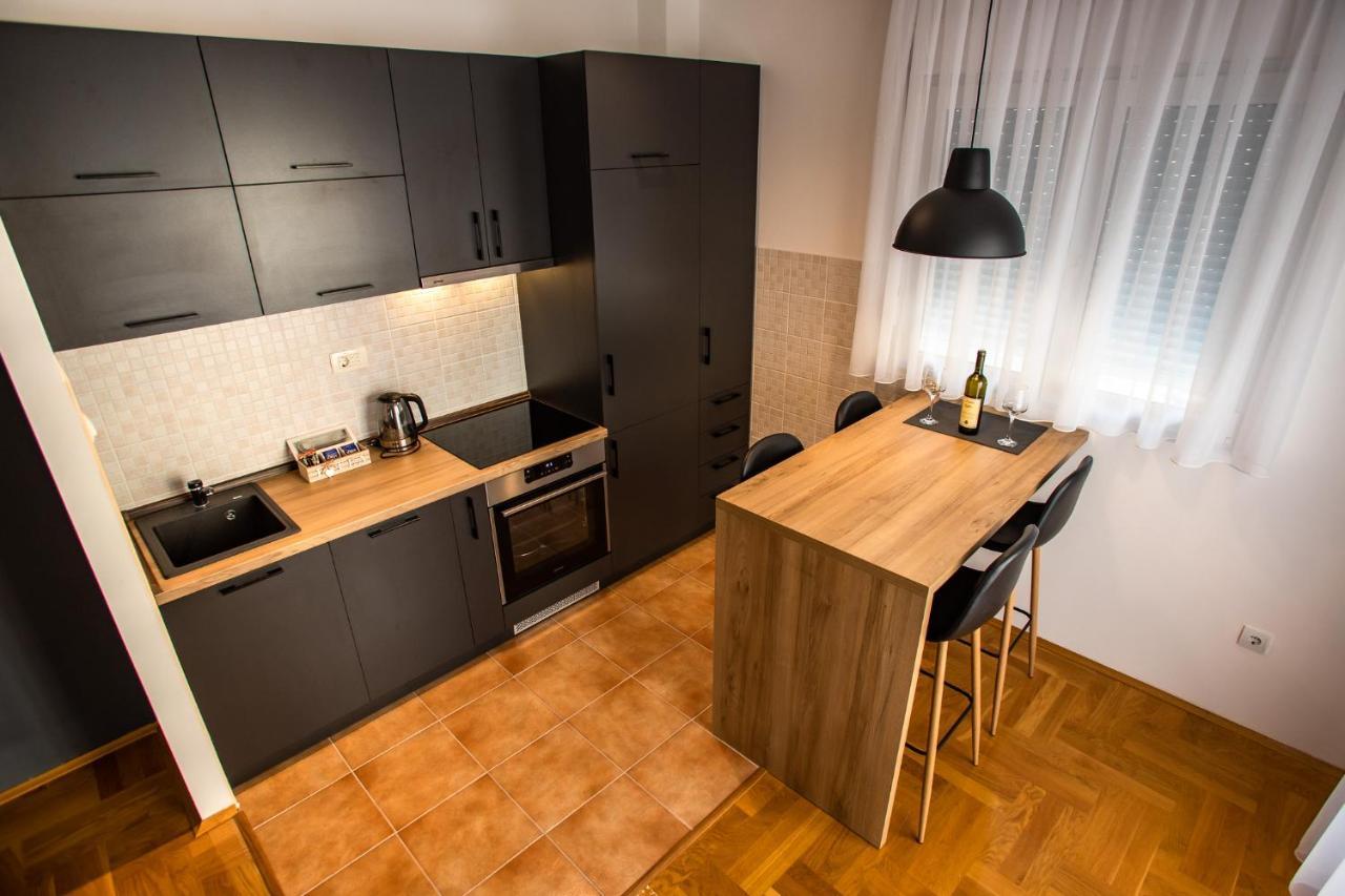 Apartment Podgorica Esterno foto