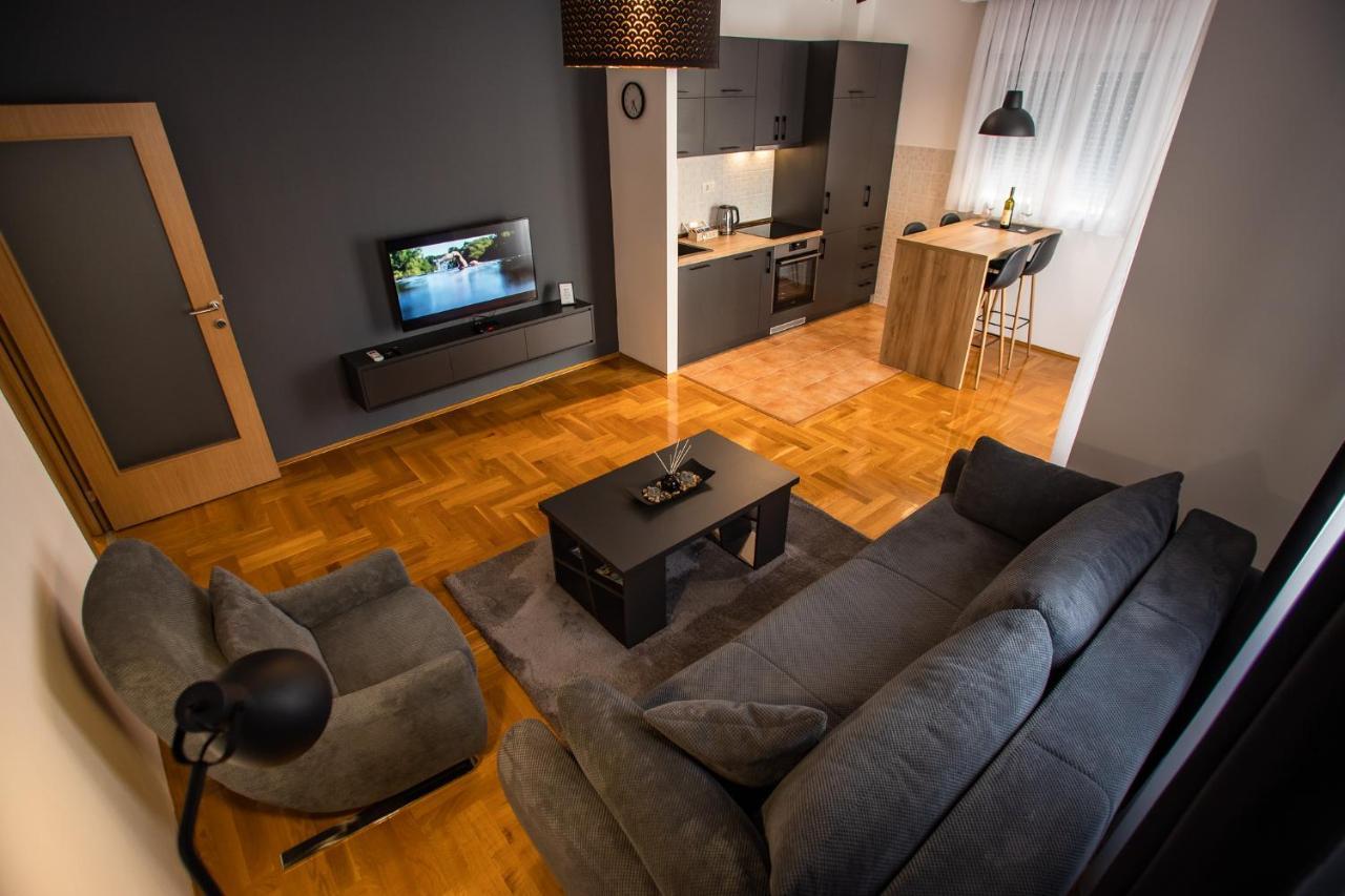 Apartment Podgorica Esterno foto
