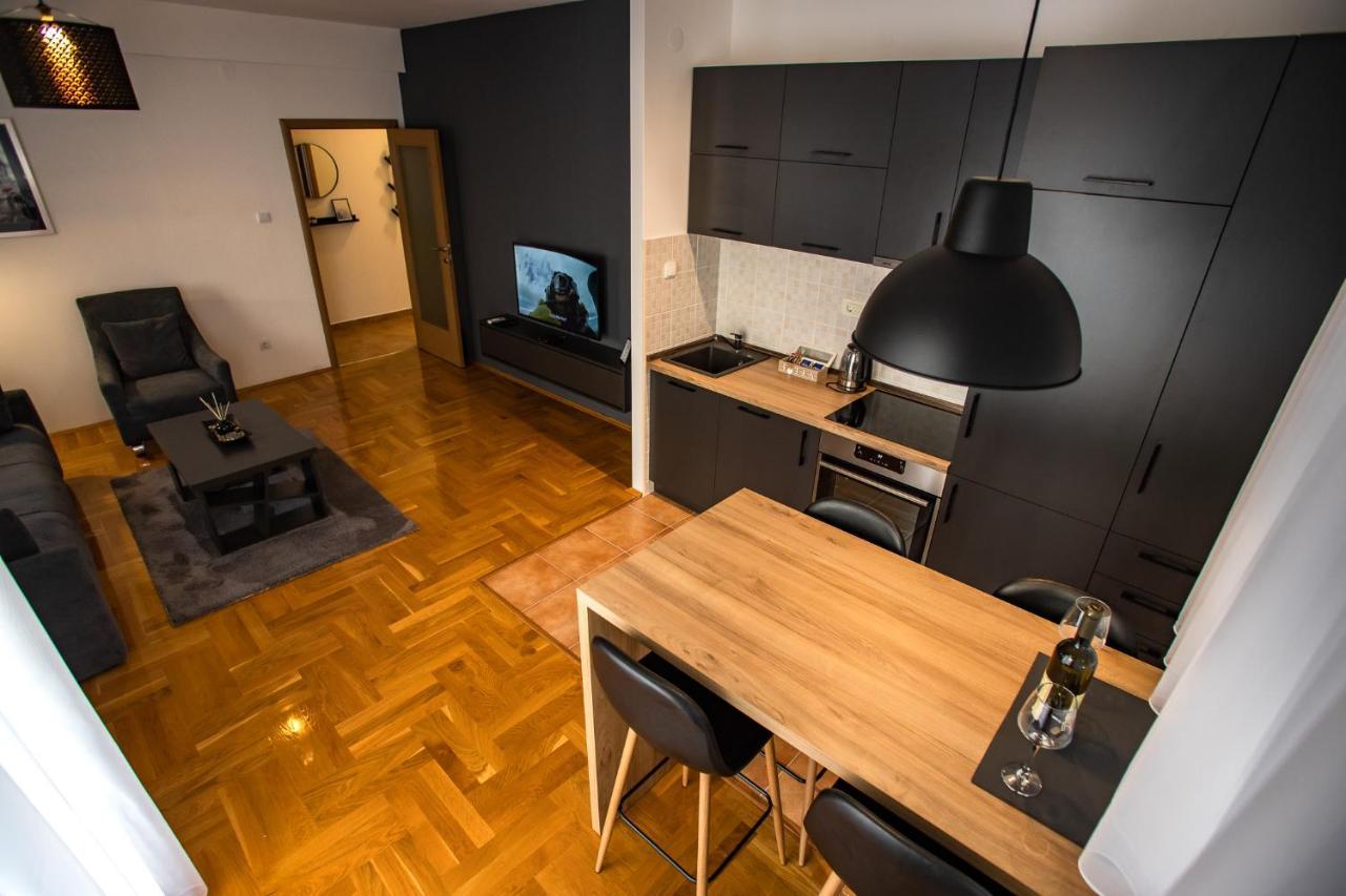 Apartment Podgorica Esterno foto